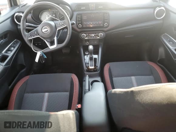 ✅ 2025 Nissan Versa SR • VIN: 3N1CN8FV6SL858873 • Лот: 80736005. Опубликован ранее на Copart с пробегом 3 911 миль. Бесплатный доступ к архиву аукционных продаж из США и подробный отчёт об истории автомобиля на DreamBid. Изображение 8.