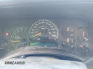 ✅ 2005 Chevrolet Silverado 2500HD Work Truck • VIN: 1GBHC24U15E333373 • Lot: 43697661. Wystawiony na IAAI z przebiegiem 156 992 mil. Bezpłatny archiwum sprzedaży aukcyjnych z USA i szczegółowy raport historii pojazdu na DreamBid. Zdjęcie 7.