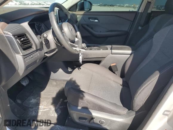 ✅ 2021 Nissan Rogue SV • VIN: 5N1AT3BA3MC806644 • Лот: 87214925. Опубликован ранее на Copart с пробегом 74 471 миль. Бесплатный доступ к архиву аукционных продаж из США и подробный отчёт об истории автомобиля на DreamBid. Изображение 7.