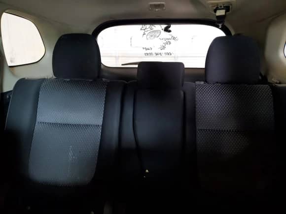 2018 Mitsubishi Outlander ES z VIN JA4AD2A35JZ023939, wystawiony jako Copart lot #71499925 z przebiegiem 159 582 mil mil oraz Szkoda całkowita • Salvage title. Historia ofert i sprzedaży dostępna na DreamBid. Obrazek 10.