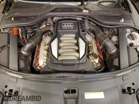 ✅ 2012 Audi A8 • VIN: WAURVAFD1CN025549 • Lot: 85537194. Listed on Copart with 77,422 mi. Free auction sales archive from the USA and detailed vehicle history report at DreamBid. Image 12.