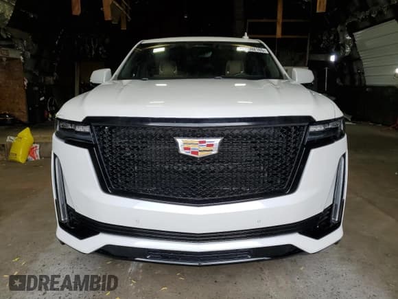 ✅ 2023 Cadillac Escalade ESV 4WD Sport • VIN: 1GYS4PKL9PR242556 • Лот: 62092165. Опубликован ранее на Copart с пробегом 12 896 миль. Бесплатный доступ к архиву аукционных продаж из США и подробный отчёт об истории автомобиля на DreamBid. Изображение 5.