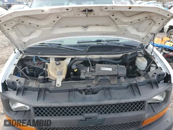 ✅ 2009 Chevrolet Express Cargo • VIN: 1GCGG25C691107005 • Lot: 87734445. Listed on Copart with 184,483 mi. Free auction sales archive from the USA and detailed vehicle history report at DreamBid. Image 12.