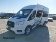 ✅ 2021 Ford Transit Passenger XLT • VIN: 1FBAX2X80MKA49592 • Лот: 43683885. Опубликован ранее на IAAI с пробегом 91 674 миль. Бесплатный доступ к архиву аукционных продаж из США и подробный отчёт об истории автомобиля на DreamBid. Изображение 2.