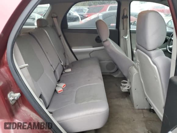 ✅ 2007 Chevrolet Equinox LT • VIN: 2CNDL63FX76253996 • Лот: 82517824. Опубликован ранее на Copart с пробегом 153 984 миль. Бесплатный доступ к архиву аукционных продаж из США и подробный отчёт об истории автомобиля на DreamBid. Изображение 11.