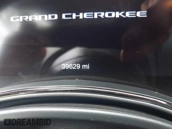 ✅ 2020 Jeep Grand Cherokee Overland • VIN: 1C4RJFCGXLC177237 • Lot: 42626486. Listed on IAAI with 39,629 mi. Free auction sales archive from the USA and detailed vehicle history report at DreamBid. Image 15.