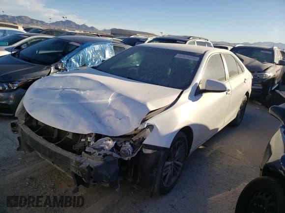 ✅ 2017 Toyota Camry SE • VIN: 4T1BF1FK3HU767265 • Лот: 80531445. Опубликован ранее на Copart с пробегом 475 463 миль. Бесплатный доступ к архиву аукционных продаж из США и подробный отчёт об истории автомобиля на DreamBid. Изображение 1.