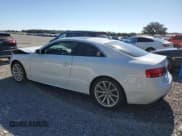 ✅ 2015 Audi A5 Premium Plus • VIN: WAUMFAFR3FA056705 • Лот: 90482285. Опубликован ранее на Copart с пробегом 72 125 миль. Бесплатный доступ к архиву аукционных продаж из США и подробный отчёт об истории автомобиля на DreamBid. Изображение 2.