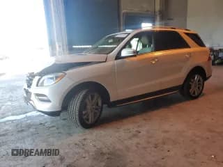 ✅ 2014 Mercedes-Benz M 350 • VIN: 4JGDA5HB1EA401894 • Лот: 87051815. Опубликован ранее на Copart с пробегом 62 017 миль. Бесплатный доступ к архиву аукционных продаж из США и подробный отчёт об истории автомобиля на DreamBid. Изображение 1.