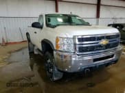 ✅ 2014 Chevrolet Silverado 2500HD Work Truck • VIN: 1GC0KVCGXEF115404 • Lot: 47121805. Wystawiony na Copart z przebiegiem 96 454 mil. Bezpłatny archiwum sprzedaży aukcyjnych z USA i szczegółowy raport historii pojazdu na DreamBid. Zdjęcie 13.