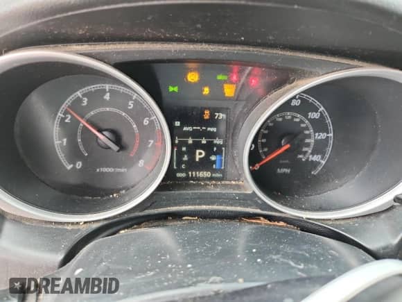 2013 Mitsubishi Outlander ES z VIN 4A4AP3AUXDE018459, wystawiony jako Copart lot #84996685 z przebiegiem 111 650 mil mil oraz Szkoda całkowita • Salvage title. Historia ofert i sprzedaży dostępna na DreamBid. Obrazek 9.