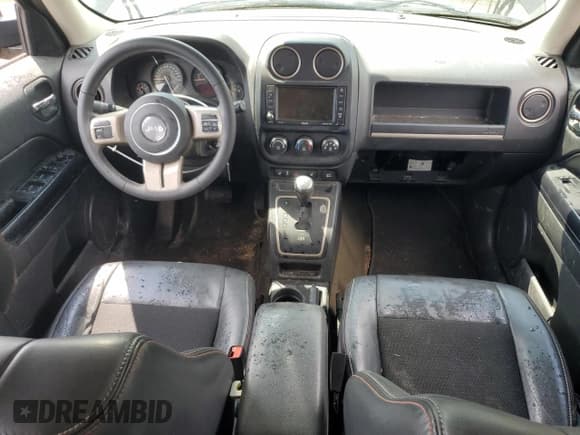 ✅ 2017 Jeep Patriot 75th Anniversary • VIN: 1C4NJRAB0HD124653 • Лот: 68112365. Опубликован ранее на Copart с пробегом 162 131 миль. Бесплатный доступ к архиву аукционных продаж из США и подробный отчёт об истории автомобиля на DreamBid. Изображение 8.