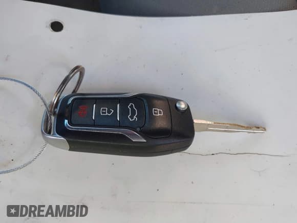 ✅ 2007 Ford Mustang Deluxe • VIN: 1ZVFT84N175265638 • Lot: 42944286. Listed on IAAI with 300,032 mi. Free auction sales archive from the USA and detailed vehicle history report at DreamBid. Image 11.