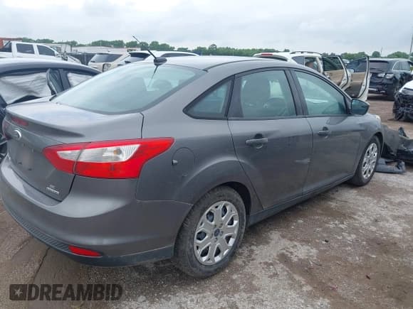 ✅ 2012 Ford Focus SE • VIN: 1FAHP3F2XCL430734 • Lot: 42469084. Listed on IAAI with 128,168 mi. Free auction sales archive from the USA and detailed vehicle history report at DreamBid. Image 4.