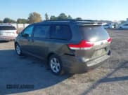 ✅ 2011 Toyota Sienna LE • VIN: 5TDKK3DC4BS109246 • Lot: 43685516. Listed on IAAI with 182,496 mi. Free auction sales archive from the USA and detailed vehicle history report at DreamBid. Image 3.