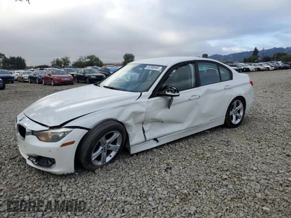 ✅ 2014 BMW 3 Series 328i • VIN: WBA3C1C51EK108265 • Lot: 82380465. Listed on Copart with 94,998 mi. Free auction sales archive from the USA and detailed vehicle history report at DreamBid. Image 1.
