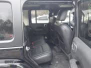 ✅ 2022 Jeep Wrangler Unlimited Sahara • VIN: 1C4HJXEG4NW186063 • Lot: 40927600. Wystawiony na IAAI z przebiegiem 22 430 mil. Bezpłatny archiwum sprzedaży aukcyjnych z USA i szczegółowy raport historii pojazdu na DreamBid. Zdjęcie 8.