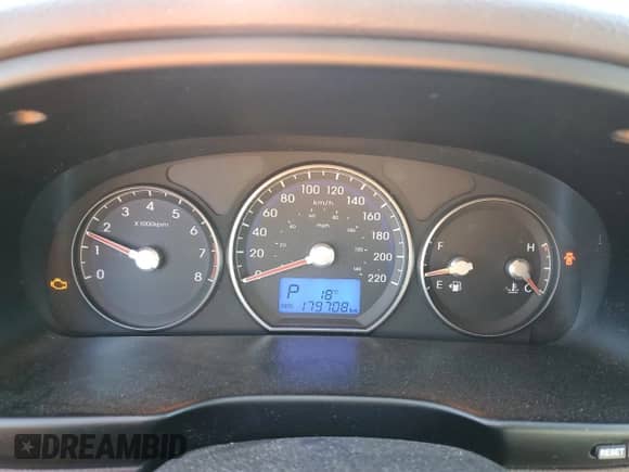 ✅ 2011 Hyundai Santa Fe GLS • VIN: 5XYZGDAG9BG055484 • Лот: 67952784. Размещён на Copart с пробегом 179 708 миль миль. Получите бесплатный доступ к архиву аукционных продаж из США и посмотрите подробный отчёт об истории автомобиля на DreamBid. Изображение 9.