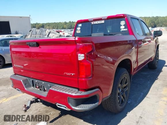 ✅ 2024 Chevrolet Silverado 1500 RST • VIN: 1GCUDEED6RZ209220 • Lot: 43400754. Wystawiony na IAAI z przebiegiem 18 474 mil. Bezpłatny archiwum sprzedaży aukcyjnych z USA i szczegółowy raport historii pojazdu na DreamBid. Zdjęcie 4.