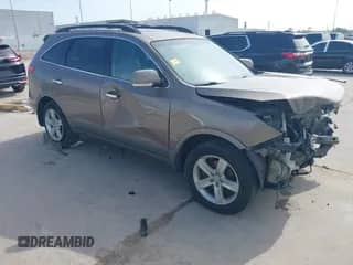 2010 Hyundai Veracruz Limited z VIN KM8NU4CCXAU135936, wystawiony jako IAAI lot #42871849 z przebiegiem 240 018 mil mil oraz . Historia ofert i sprzedaży dostępna na DreamBid. Obrazek 1.