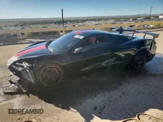 ✅ 2023 Chevrolet Corvette 2LT • VIN: 1G1YB2D40P5133031 • Lot: 84961765. Wystawiony na Copart z przebiegiem 25 832 mil. Bezpłatny archiwum sprzedaży aukcyjnych z USA i szczegółowy raport historii pojazdu na DreamBid. Zdjęcie 1.