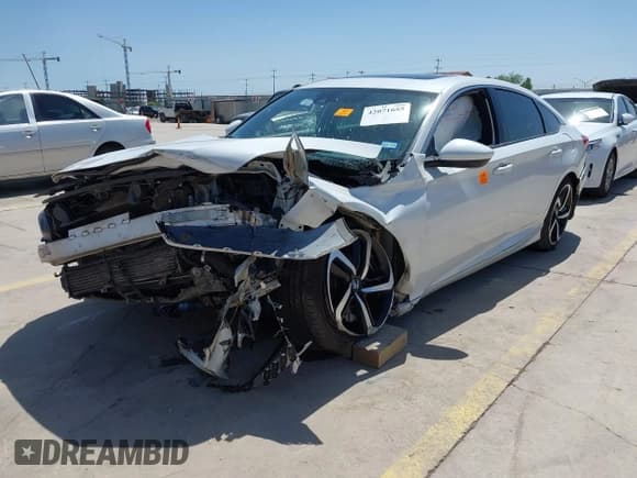 ✅ 2019 Honda Accord Sport • VIN: 1HGCV2F30KA016435 • Lot: 42071655. Listed on IAAI with 82,659 mi. Free auction sales archive from the USA and detailed vehicle history report at DreamBid. Image 2.