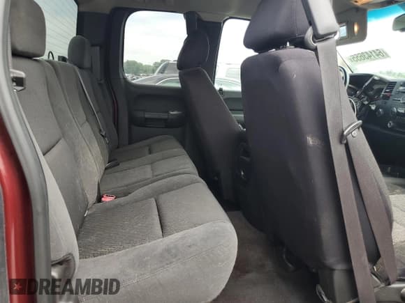 ✅ 2008 Chevrolet Silverado 2500HD 1LT • VIN: 1GCHK29K18E198812 • Lot: 64143655. Wystawiony na Copart z przebiegiem 161 969 mil. Bezpłatny archiwum sprzedaży aukcyjnych z USA i szczegółowy raport historii pojazdu na DreamBid. Zdjęcie 10.