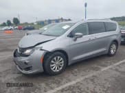 ✅ 2018 Chrysler Pacifica Touring L • VIN: 2C4RC1BG2JR154053 • Лот: 43261718. Опубликован ранее на IAAI с пробегом 132 630 миль. Бесплатный доступ к архиву аукционных продаж из США и подробный отчёт об истории автомобиля на DreamBid. Изображение 2.