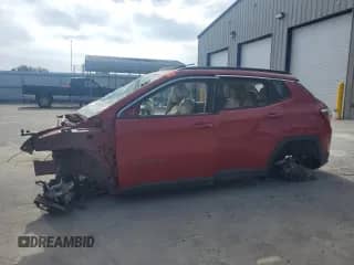 2019 Jeep Compass Latitude с VIN 3C4NJCBB9KT615526, выставлен на аукционе Copart как лот 70729775 с пробегом Не указан миль и Списание • Salvage title. История ставок и продаж доступна на DreamBid. Изображение 1.