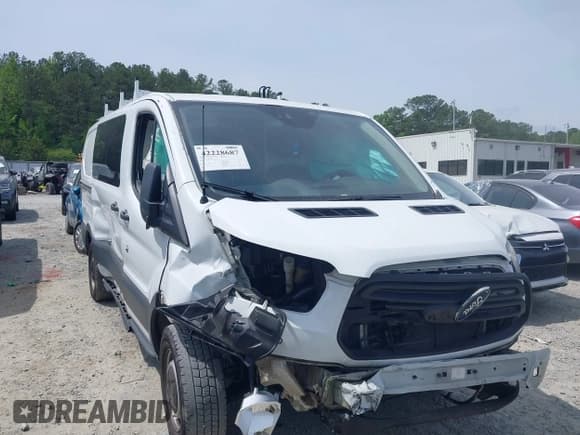 ✅ 2016 Ford Transit Cargo • VIN: 1FTYE1YM6GKB15539 • Lot: 42228687. Wystawiony na IAAI z przebiegiem 326 338 mil. Bezpłatny archiwum sprzedaży aukcyjnych z USA i szczegółowy raport historii pojazdu na DreamBid. Zdjęcie 13.