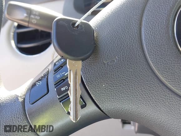 ✅ 2011 Chevrolet HHR LS • VIN: 3GNBAAFW1BS500727 • Lot: 40520339. Listed on IAAI with 144,429 mi. Free auction sales archive from the USA and detailed vehicle history report at DreamBid. Image 11.