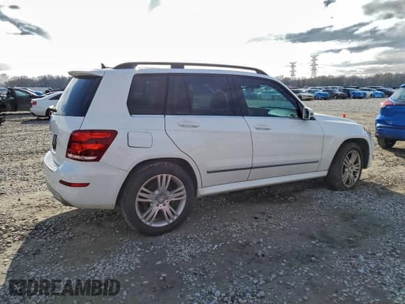✅ 2013 Mercedes-Benz GLK 350 • VIN: WDCGG5HB0DG148704 • Лот: 95131985. Опубликован ранее на Copart с пробегом 141 505 миль. Бесплатный доступ к архиву аукционных продаж из США и подробный отчёт об истории автомобиля на DreamBid. Изображение 3.