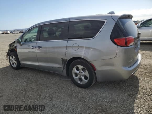 ✅ 2018 Chrysler Pacifica Hybrid Touring Plus • VIN: 2C4RC1H76JR126912 • Lot: 54364745. Listed on Copart with 132,172 mi. Free auction sales archive from the USA and detailed vehicle history report at DreamBid. Image 2.