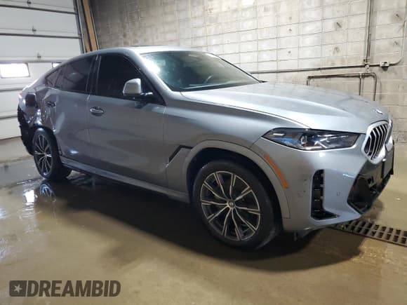 ✅ 2024 BMW X6 xDrive40i • VIN: 5UX33EX01R9S30113 • Лот: 62905085. Опубликован ранее на Copart с пробегом 10 076 миль. Бесплатный доступ к архиву аукционных продаж из США и подробный отчёт об истории автомобиля на DreamBid. Изображение 4.