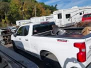 ✅ 2020 Chevrolet Silverado 1500 Custom Trail Boss • VIN: 1GCRYCEF2LZ237152 • Lot: 40449201. Listed on IAAI with 117,848 mi. Free auction sales archive from the USA and detailed vehicle history report at DreamBid. Image 15.