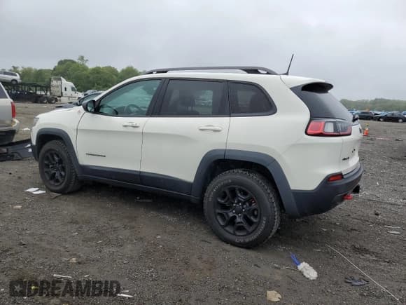 ✅ 2019 Jeep Cherokee Trailhawk • VIN: 1C4PJMBXXKD124205 • Lot: 58978505. Listed on Copart with 73,635 mi. Free auction sales archive from the USA and detailed vehicle history report at DreamBid. Image 2.