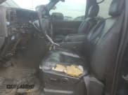 ✅ 2005 Chevrolet Silverado 2500HD LS • VIN: 1GCHK23215F913487 • Lot: 57225445. Wystawiony na Copart z przebiegiem 280 120 mil. Bezpłatny archiwum sprzedaży aukcyjnych z USA i szczegółowy raport historii pojazdu na DreamBid. Zdjęcie 7.