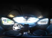 ✅ 2025 Ford Escape ST-Line Select • VIN: 1FMCU9NA3SUA42130 • Lot: 43574603. Wystawiony na IAAI z przebiegiem 16 973 mil. Bezpłatny archiwum sprzedaży aukcyjnych z USA i szczegółowy raport historii pojazdu na DreamBid. Zdjęcie 19.