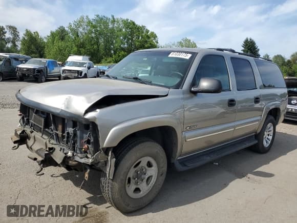 ✅ 2000 Chevrolet Suburban LS • VIN: 3GNFK16T1YG226929 • Лот: 61030175. Опубликован ранее на Copart с пробегом 224 308 миль. Бесплатный доступ к архиву аукционных продаж из США и подробный отчёт об истории автомобиля на DreamBid. Изображение 1.