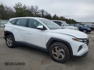 ✅ 2022 Hyundai Tucson SE • VIN: 5NMJACAE0NH019264 • Lot: 71603644. Wystawiony na Copart z przebiegiem 56 640 mil. Bezpłatny archiwum sprzedaży aukcyjnych z USA i szczegółowy raport historii pojazdu na DreamBid. Zdjęcie 4.