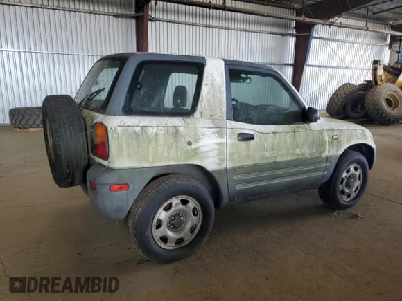 ✅ 1996 Toyota RAV4 • VIN: JT3XP10V4T0004427 • Lot: 46735385. Wystawiony na Copart z przebiegiem 73 387 mil. Bezpłatny archiwum sprzedaży aukcyjnych z USA i szczegółowy raport historii pojazdu na DreamBid. Zdjęcie 3.