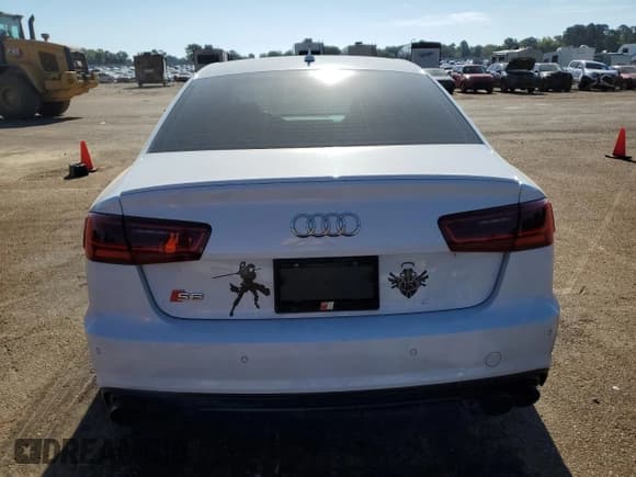 ✅ 2016 Audi S6 Premium Plus • VIN: WAUF2AFC7GN076093 • Лот: 66581024. Опубликован ранее на Copart с пробегом 100 211 миль. Бесплатный доступ к архиву аукционных продаж из США и подробный отчёт об истории автомобиля на DreamBid. Изображение 6.