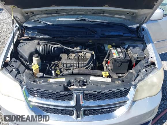 2012 Dodge Grand Caravan SXT z VIN 2C4RDGCG3CR196667, wystawiony jako IAAI lot #43337805 z przebiegiem 167 558 mil mil oraz . Historia ofert i sprzedaży dostępna na DreamBid. Obrazek 10.