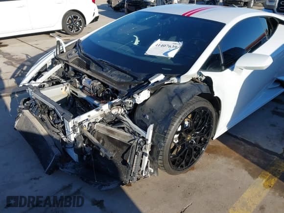 ✅ 2021 Lamborghini Huracan • VIN: ZHWUF5ZF7MLA16358 • Lot: 41407639. Listed on IAAI with 20,980 mi. Free auction sales archive from the USA and detailed vehicle history report at DreamBid. Image 6.