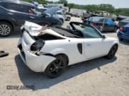 ✅ 2001 Toyota MR2 • VIN: JTDFR320410029503 • Lot: 60458545. Wystawiony na Copart z przebiegiem Nie podano. Bezpłatny archiwum sprzedaży aukcyjnych z USA i szczegółowy raport historii pojazdu na DreamBid. Zdjęcie 3.