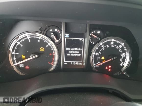 ✅ 2024 Toyota 4Runner TRD Off Road • VIN: JTERU5JR2R6295940 • Lot: 53210225. Listed on Copart with 11,593 mi. Free auction sales archive from the USA and detailed vehicle history report at DreamBid. Image 9.