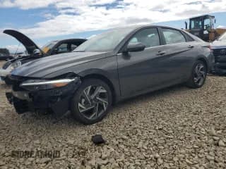 ✅ 2024 Hyundai Elantra Limited • VIN: KMHLN4DJ6RU112537 • Лот: 71563895. Опубликован ранее на Copart с пробегом 10 690 миль. Бесплатный доступ к архиву аукционных продаж из США и подробный отчёт об истории автомобиля на DreamBid. Изображение 1.