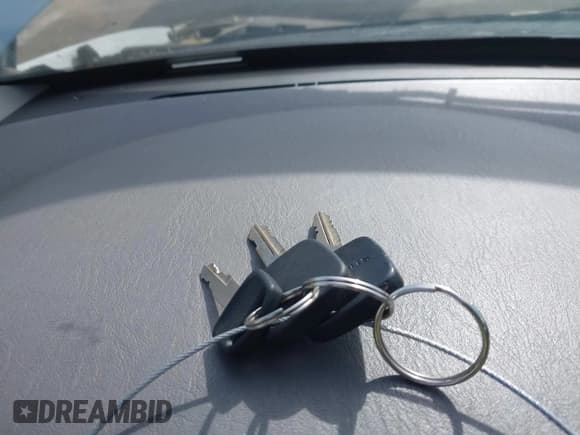 ✅ 2004 Ford Focus LX • VIN: 1FAFP33Z24W176963 • Lot: 42127710. Wystawiony na IAAI z przebiegiem 389 589 mil. Bezpłatny archiwum sprzedaży aukcyjnych z USA i szczegółowy raport historii pojazdu na DreamBid. Zdjęcie 11.