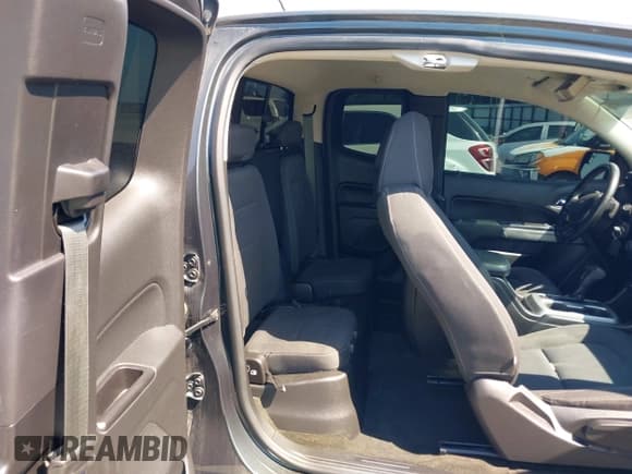 ✅ 2018 Chevrolet Colorado 4WD LT • VIN: 1GCHTCEN6J1164445 • Lot: 43309329. Listed on IAAI with 42,653 mi. Free auction sales archive from the USA and detailed vehicle history report at DreamBid. Image 8.