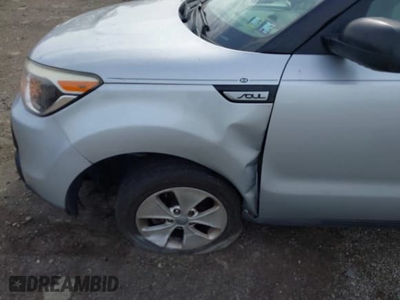 ✅ 2016 Kia Soul • VIN: KNDJN2A20G7844381 • Lot: 43328938. Wystawiony na IAAI z przebiegiem 174 100 mil. Bezpłatny archiwum sprzedaży aukcyjnych z USA i szczegółowy raport historii pojazdu na DreamBid. Zdjęcie 6.